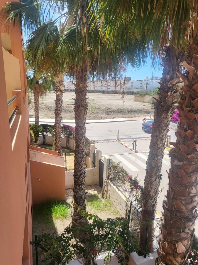 Apartamento Coqueto Con Terraza Y Cerca De La Piscina Comunitaria Y De La Playa! Appartement Playas de Vera Buitenkant foto